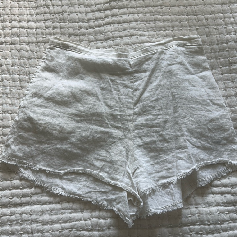 Bella Dahl linen shorts